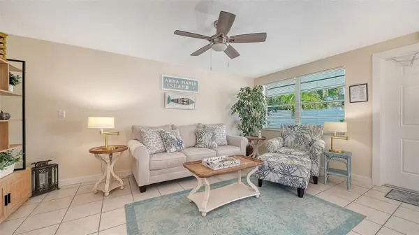 212 66TH ST, Holmes Beach, FL 34217