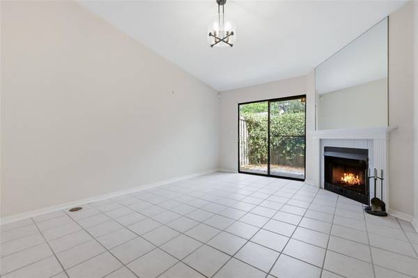 3426 NW 37TH AVE #3426, Gainesville, FL 32605