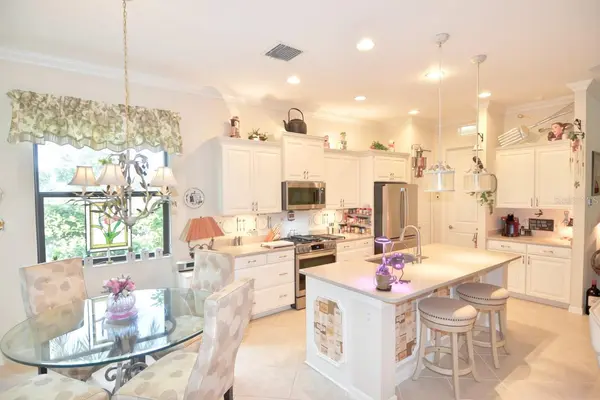 27301 DRIVER LN, Englewood, FL 34223