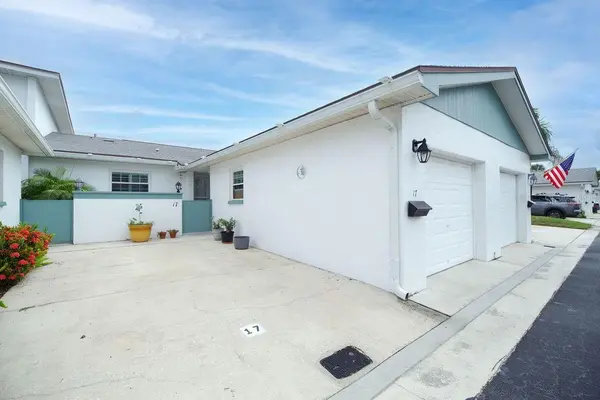 290 PARADISE BLVD #17, Melbourne, FL 32903