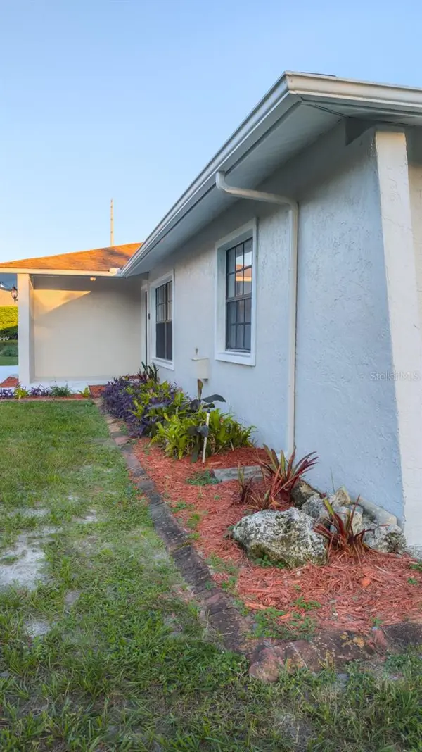 7910 RIVERDALE DR, New Port Richey, FL 34653