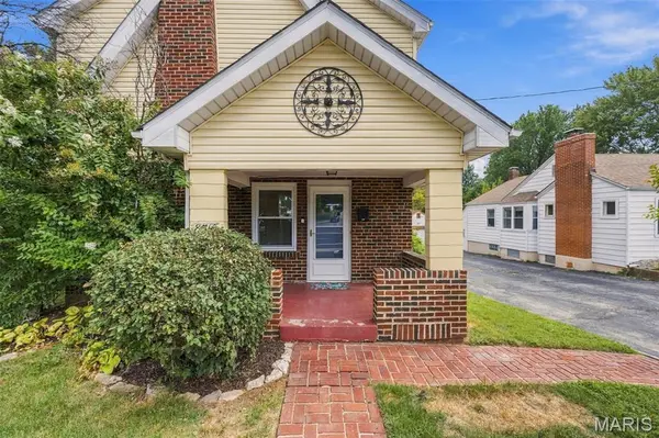 8510 S Laclede Station Road, St Louis, MO 63123
