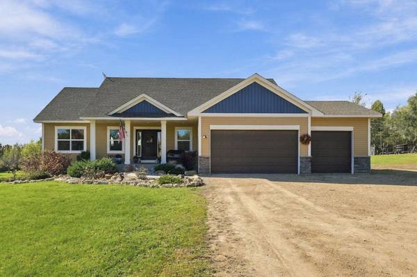 1515 76th AVE, Roberts, WI 54023