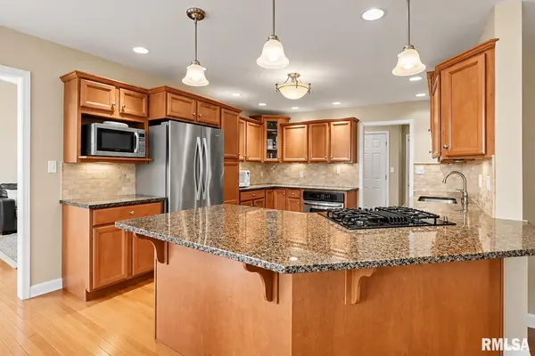 4602 COVINGTON LN, Quincy, IL 62305