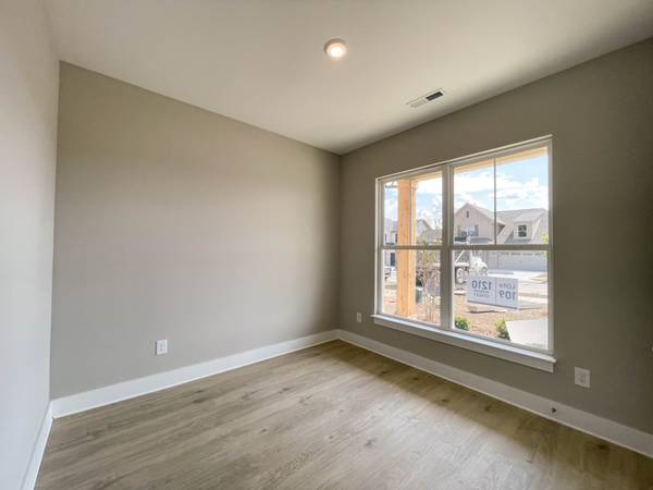 110 Minnick Way, Gallatin, TN 37066