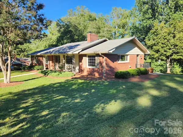 1007 Woodland ST SE, Valdese, NC 28690