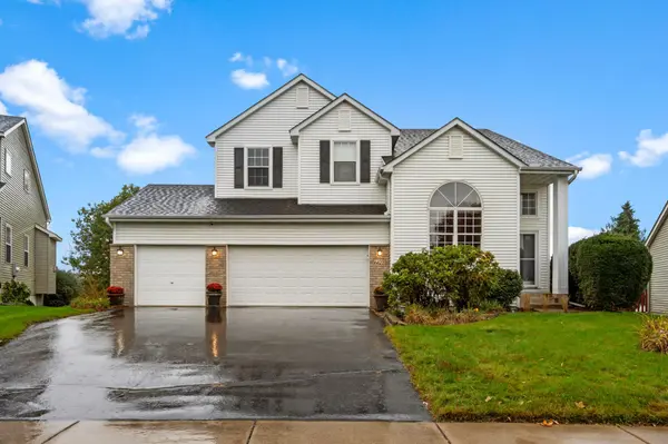 6622 Ashton CIR, Shakopee, MN 55379