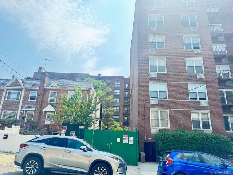 63-86 Wetherole ST, Rego Park, NY 11374