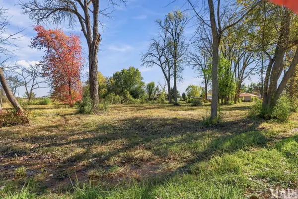 41155 N Lincoln AVE, Antioch, IL 60002