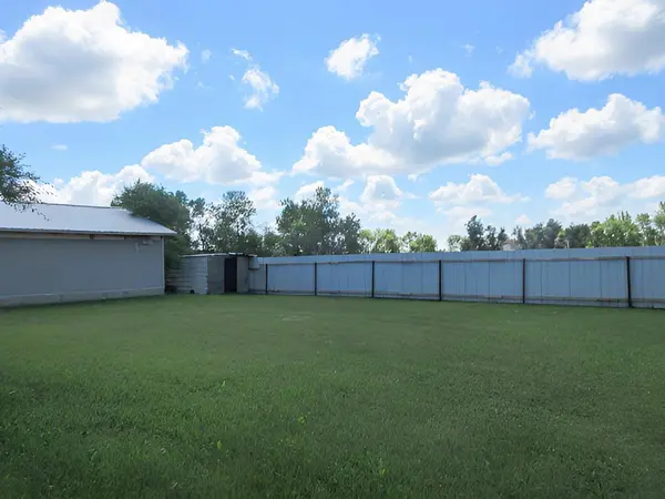 106 Brisbane LN, Emerado, ND 58228