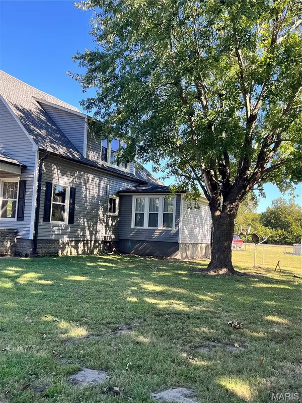 502 S Main ST, Chaffee, MO 63740