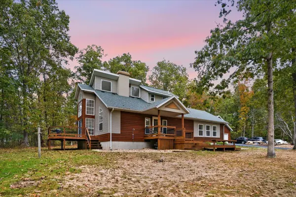 571 Rainbow Valley DR, Highlandville, MO 65669