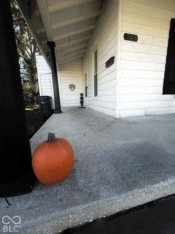 709 W Laurel, Seymour, IN 47274
