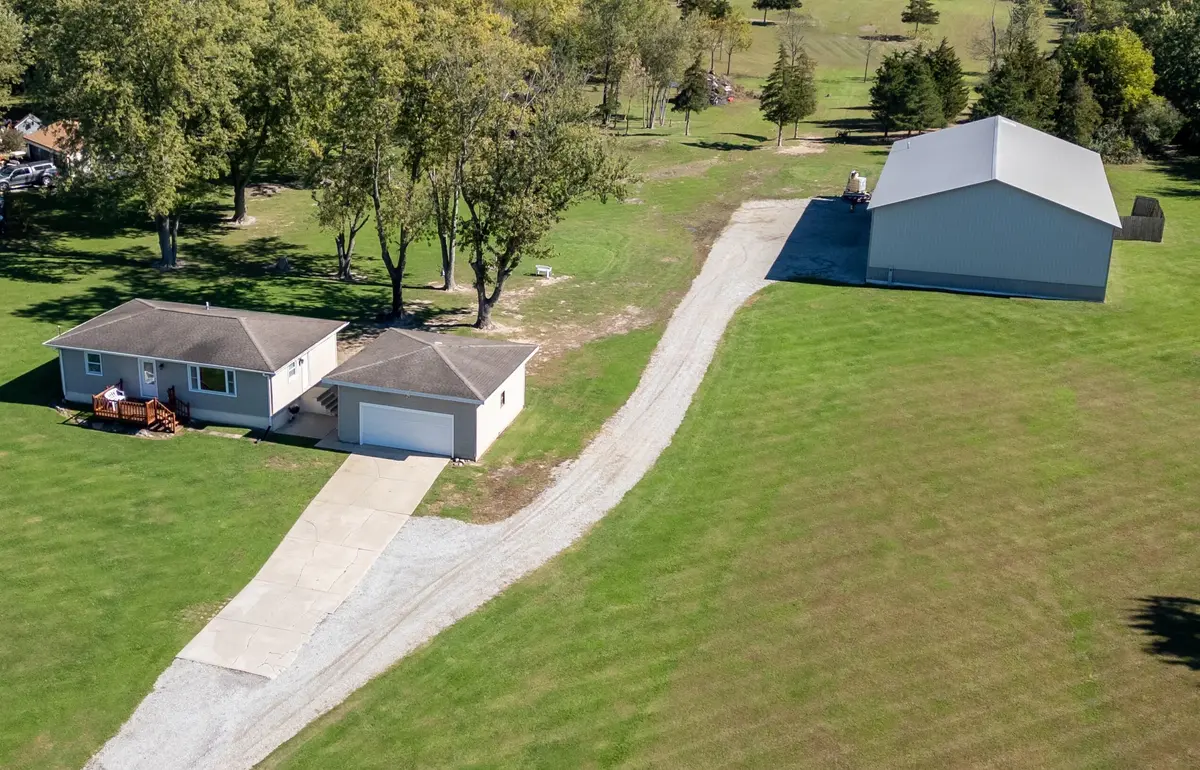 14615 Reeder RD, Crown Point, IN 46307