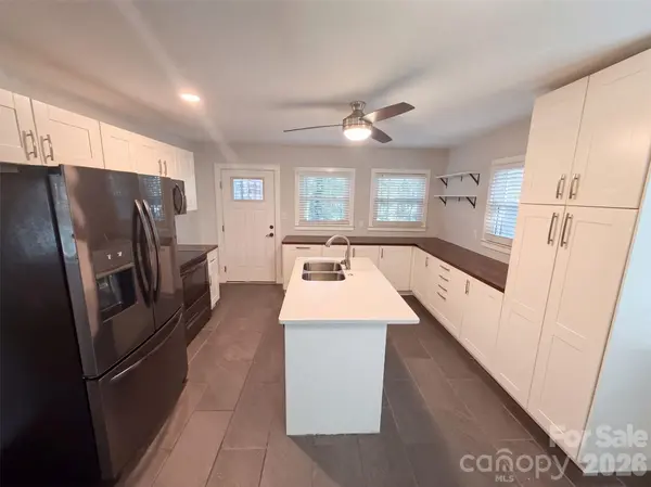 2006 Overhill DR, Monroe, NC 28110