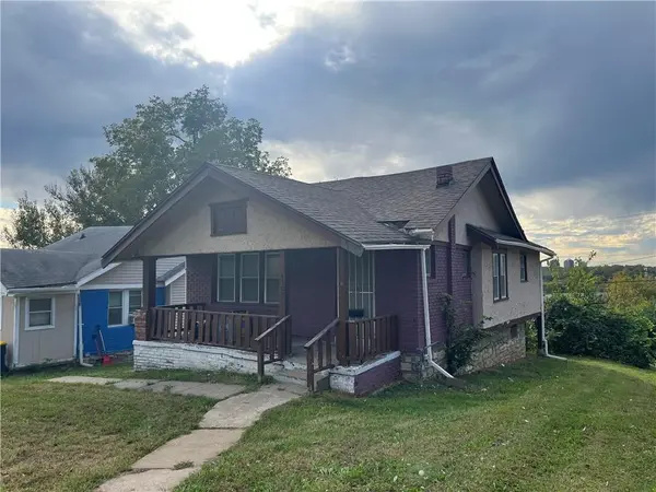 4300 MONTGALL AVE, Kansas City, MO 64130