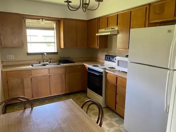 302 Calhoun DR #3, Rockdale, TX 76567