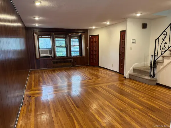 99-03 Ascan AVE, Forest Hills, NY 11375