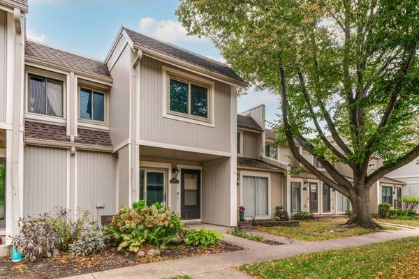 632 Dove CT, Grayslake, IL 60030