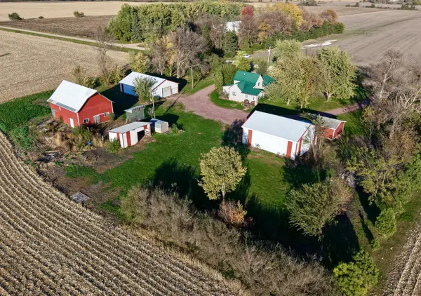 27707 330th AVE, Westbrook, MN 56183