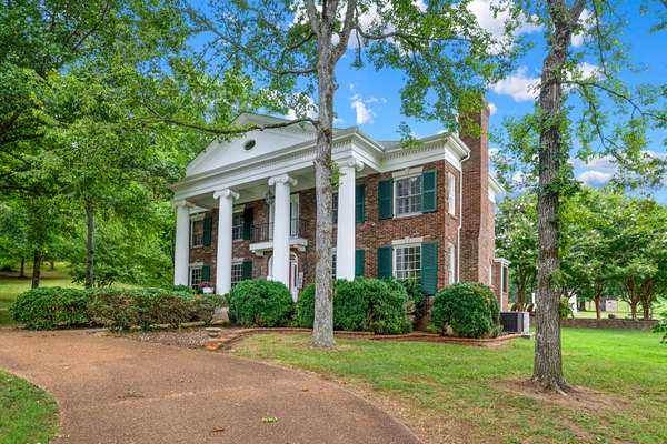2142 Braly Ln, Pulaski, TN 38478