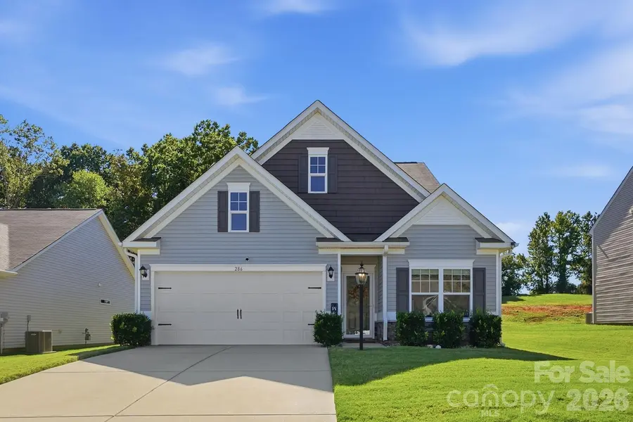286 Settlers Grove LN, Salisbury, NC 28146