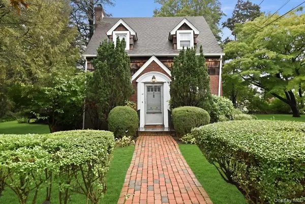 47 Broadfield RD, Hempstead, NY 11550