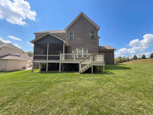 3241 Chase Point Dr, Franklin, TN 37067
