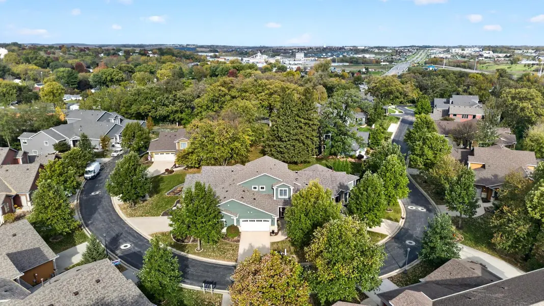 671 Panorama CIR NW, Rochester, MN 55901