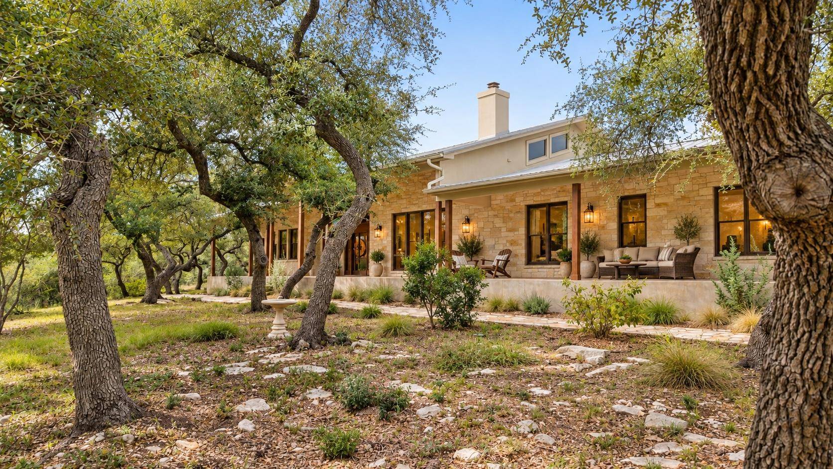 857 Cherry Bark LN, Dripping Springs, TX 78620
