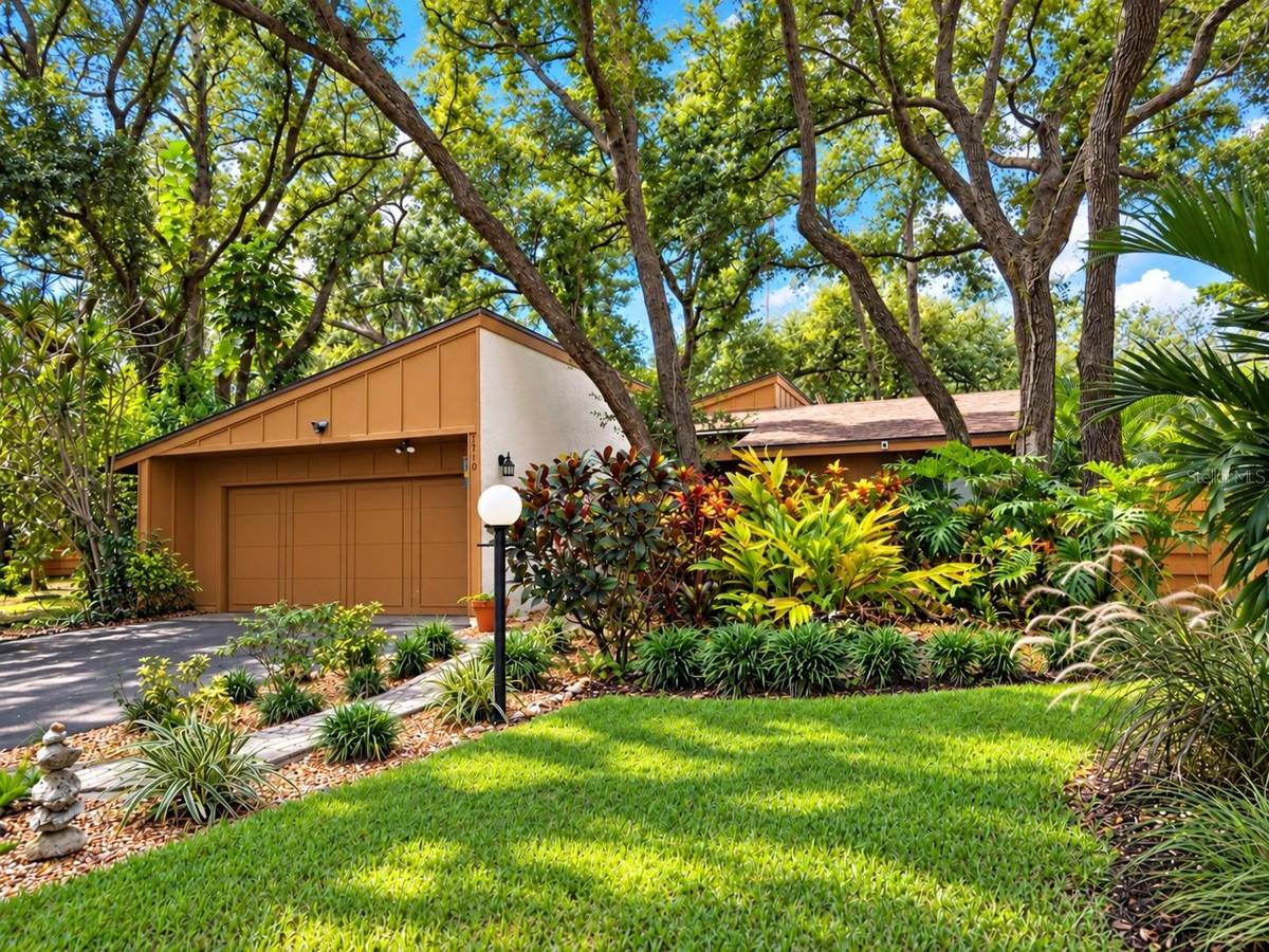 2310 QUAIL CT, Bradenton, FL 34209