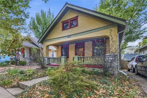 1815 W 38th ST, Kansas City, MO 64111