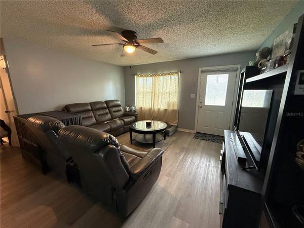 1204 SPRING LAKE RD, Fruitland Park, FL 34731
