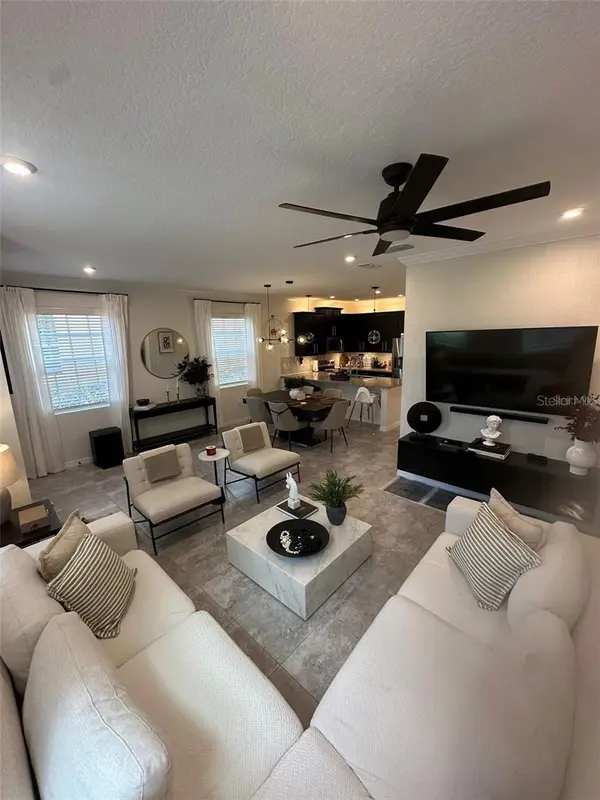 2433 VARENNA LOOP, Kissimmee, FL 34741