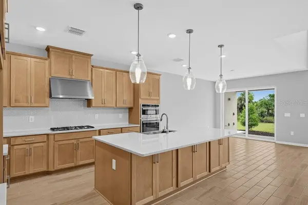 32551 SANDY BASIN WAY, Mount Dora, FL 32757