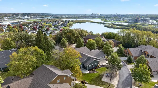 671 Panorama CIR NW, Rochester, MN 55901