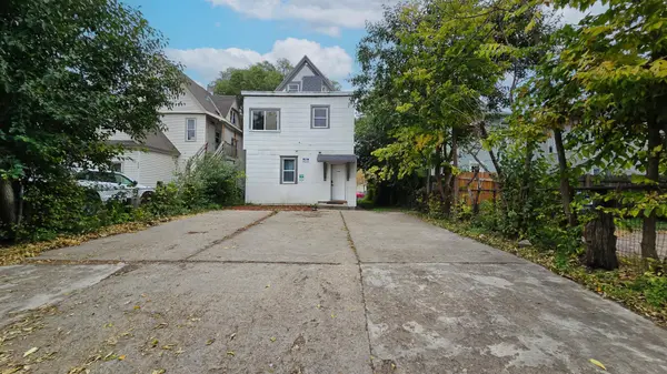 3310 Chicago AVE, Minneapolis, MN 55407