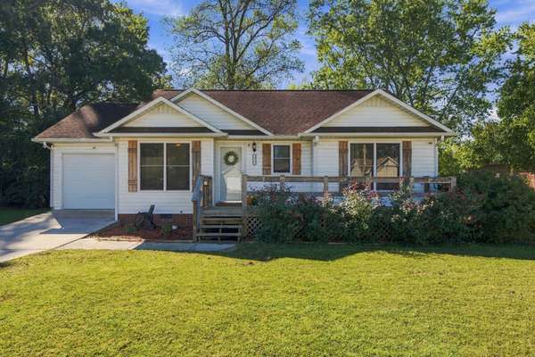 114 Bradbury Ct, Tullahoma, TN 37388