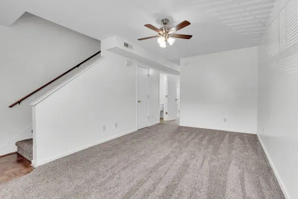 293 Stateline Rd, Oak Grove, KY 42262