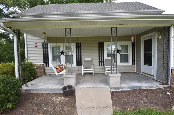 4246 Old HWY 48, Southside, TN 37171