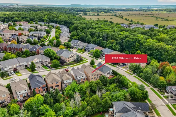 2269 Whitworth DR, Oakville, ON L6M 0B5