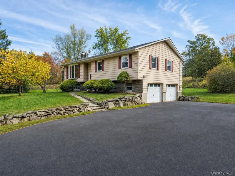 94-96 Church ST, Plattekill, NY 12568