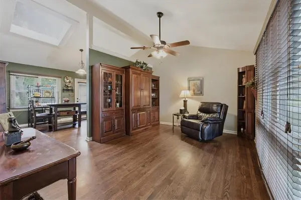 3501 Woodbury ST, Independence, MO 64055