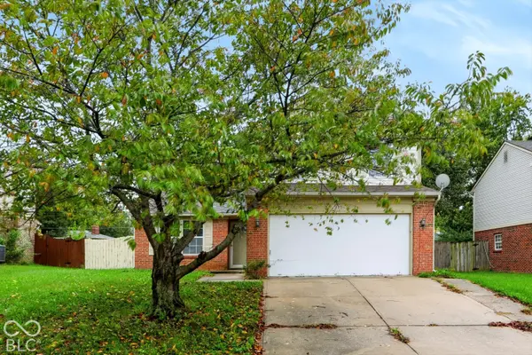 4001 Maple Manor DR, Indianapolis, IN 46237