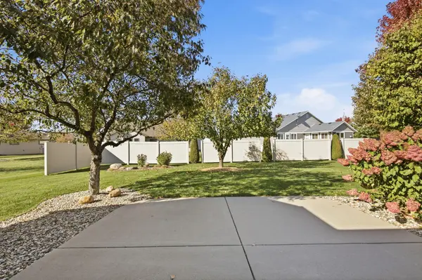 5723 Glenview LN, Saint Cloud, MN 56303