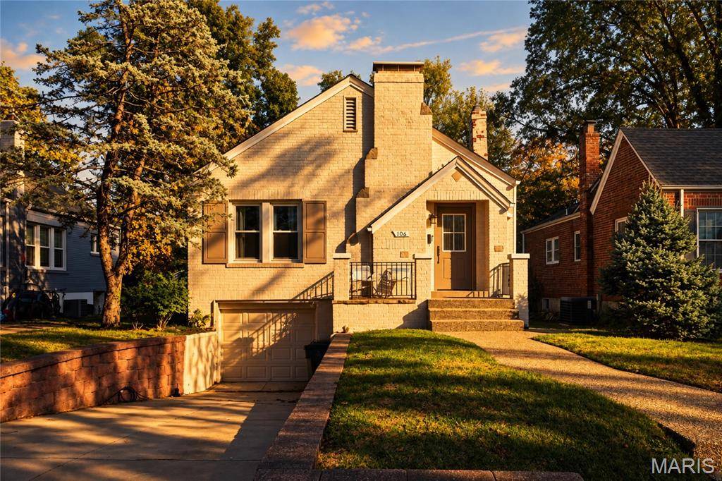 106 Handlan CT, Kirkwood, MO 63122