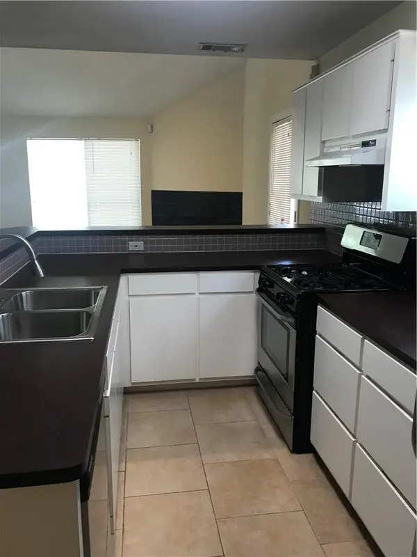 631 W 31ST 1/2 ST, Austin, TX 78705