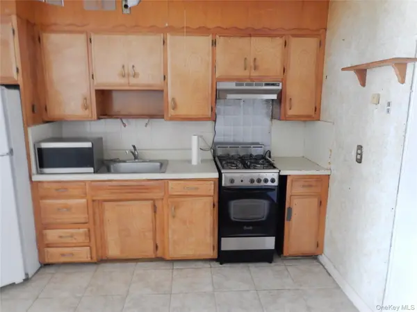 4044 Harper AVE, Bronx, NY 10466
