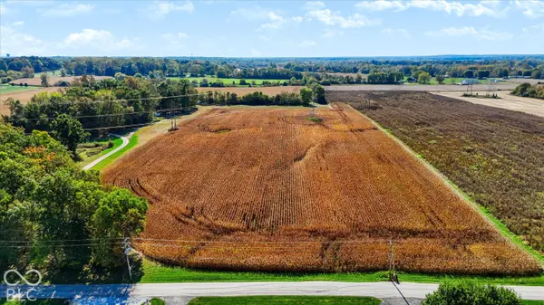 6467 Travis RD, Greenwood, IN 46143