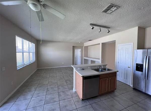 247 CANNA DR, Davenport, FL 33897